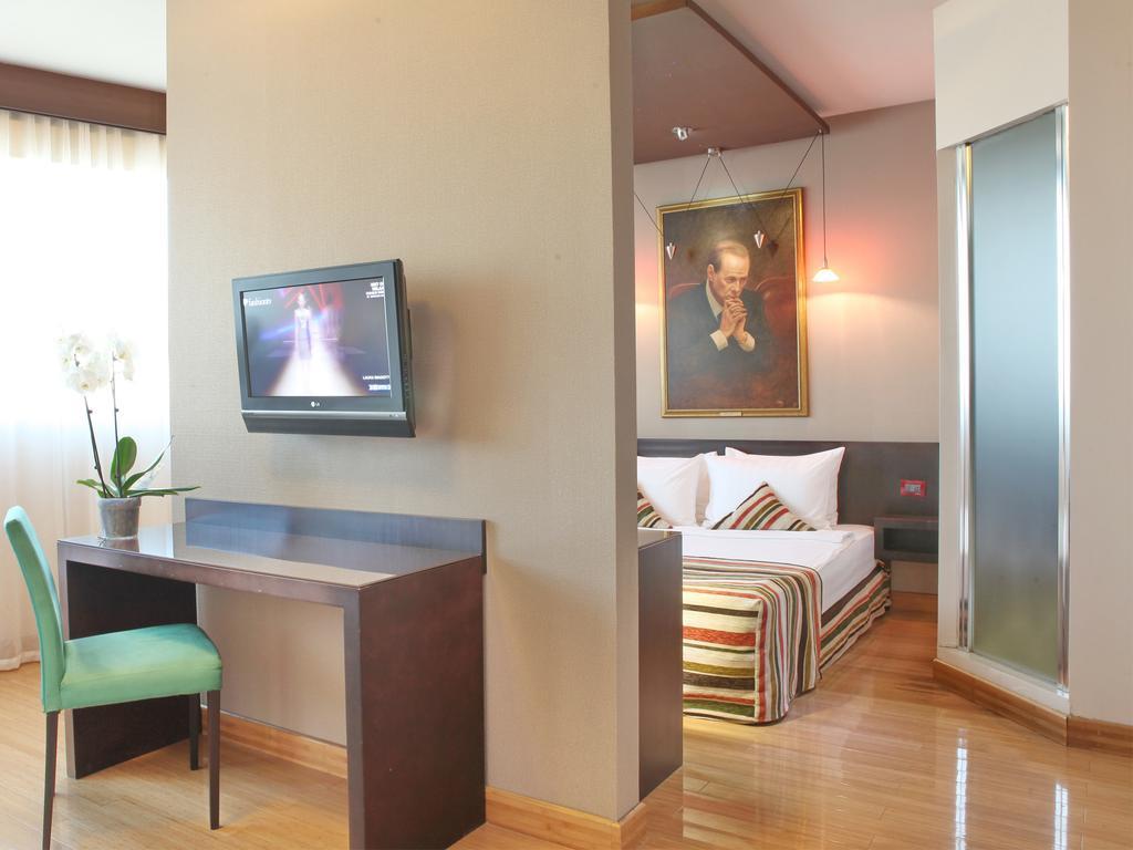 Design Hotel Mr President Belgrado Exterior foto
