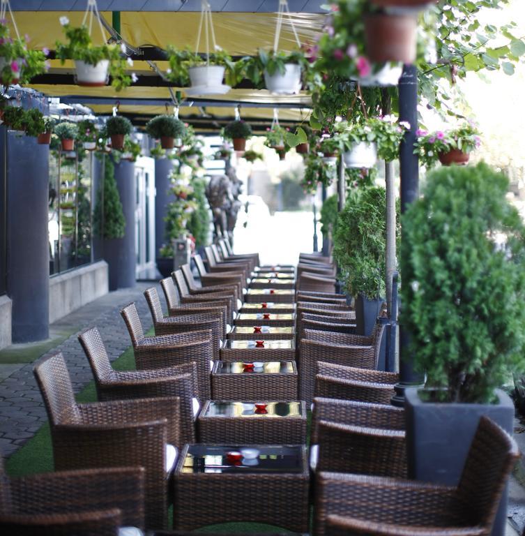 Design Hotel Mr President Belgrado Exterior foto